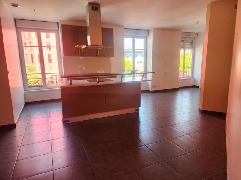 Appartement F4 – Secteur Châteaucreux