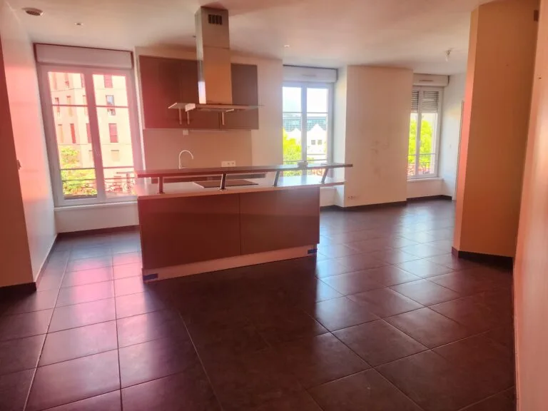 Appartement F4 – Secteur Châteaucreux